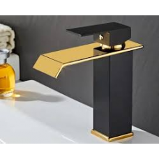 Смеситель умывальника шар. цв. черный с золотом низкий Водопад квадратный гусак АкваСити